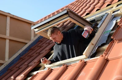 Pose de fenêtres de toit Velux à Curel